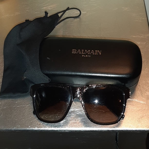 Balmain Accessories - Balmain Sunglasses